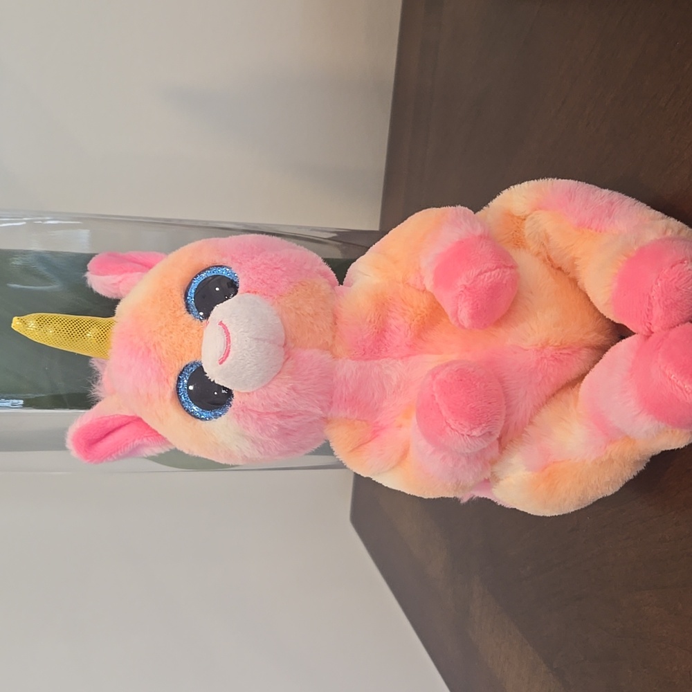 Ty Beanie Boos Skylar Unicorn Plush Pastel Rainbow Blue Glitter Eyes Soft Toy
